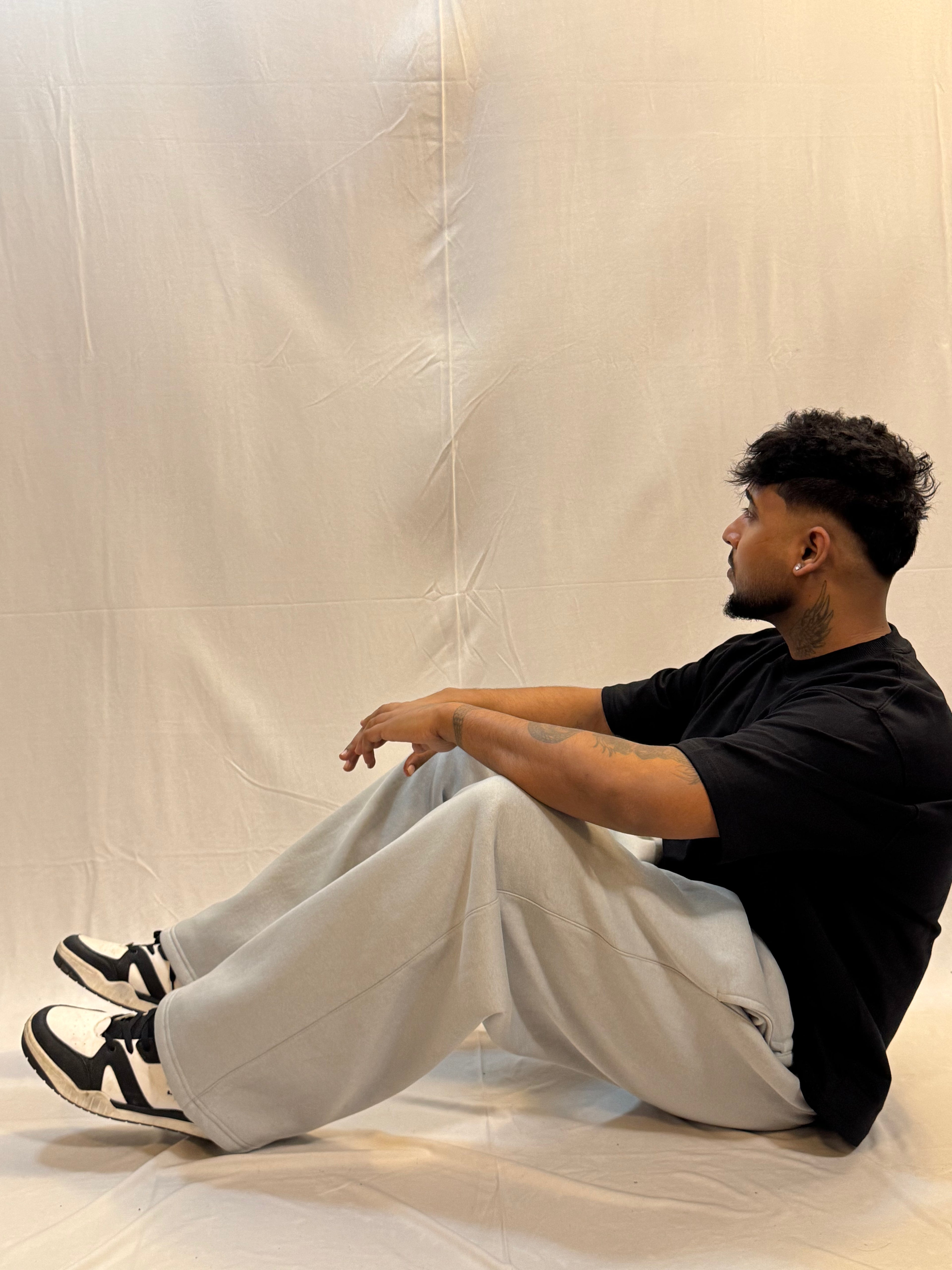 COZY STRAIGHT LEG SWEATS - GREY