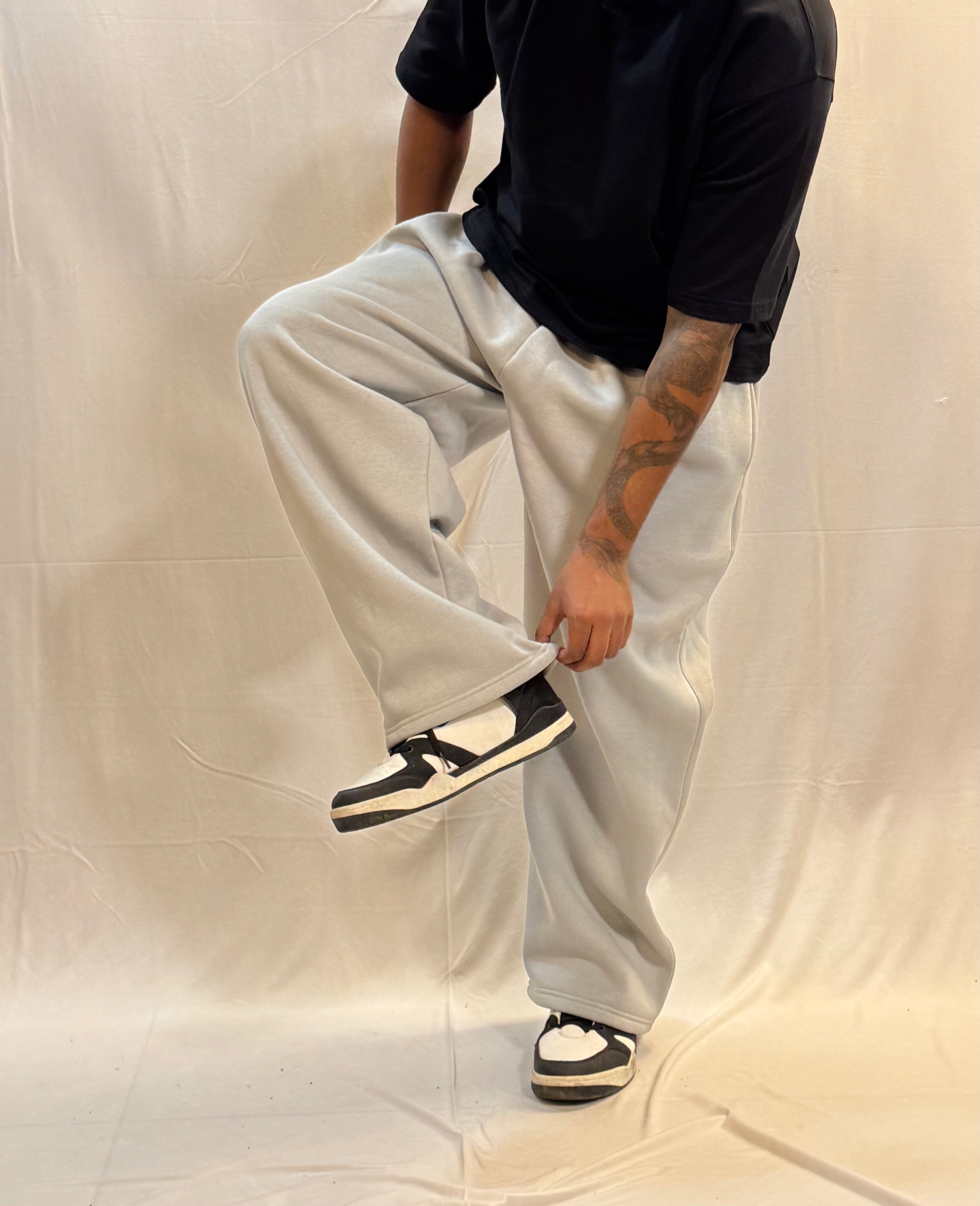 COZY STRAIGHT LEG SWEATS - GREY